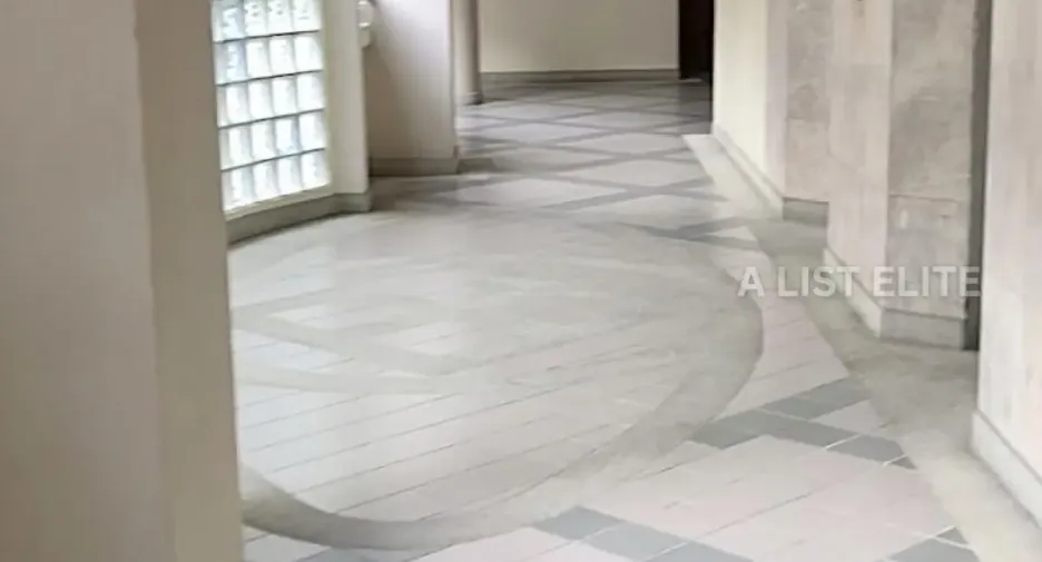 For sale 3 bedrooms condo in Khlong Toei, Bangkok
