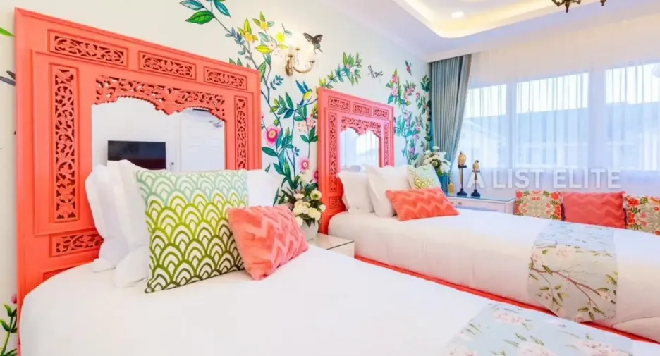 À louer 4 chambres condo à Lat Phrao, Bangkok