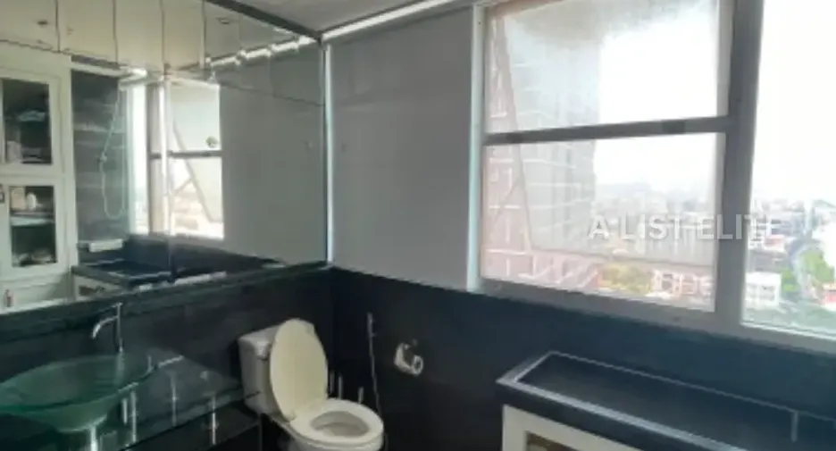 For sale 2 bedrooms condo in Sathon, Bangkok