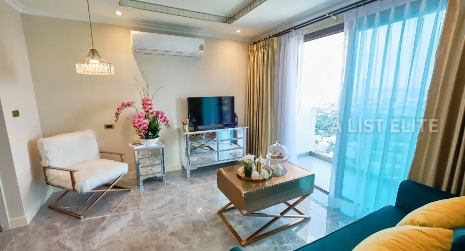 For sale 2 bedrooms condo in Jomtien, Pattaya