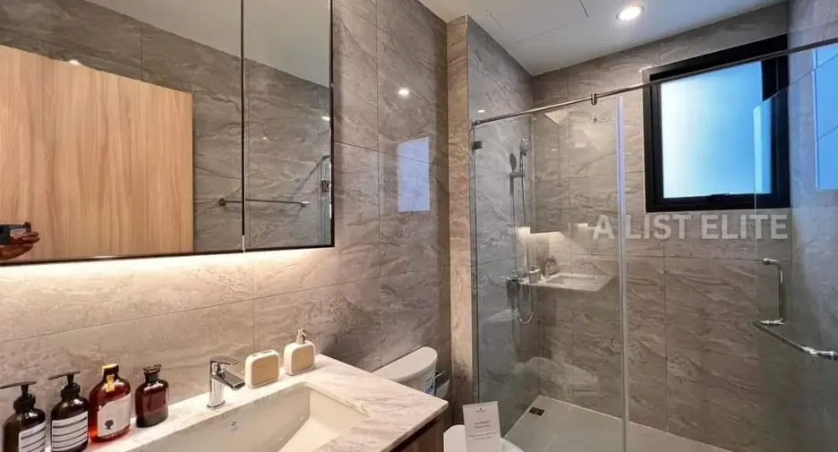 Casa en venta de 4 habitaciones en Bang Lamung, Chonburi