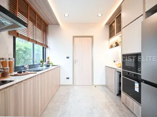 For sale 4 bedrooms house in Bang Lamung, Chonburi