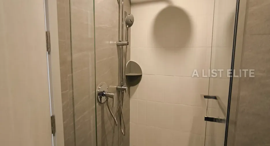 Condo en venta de 2 habitaciones en Khlong San, Bangkok