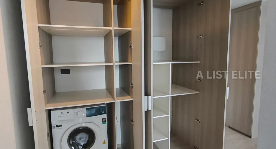 Condo en venta de 2 habitaciones en Khlong San, Bangkok