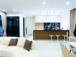 For sale 4 bedrooms house in Bang Lamung, Chonburi