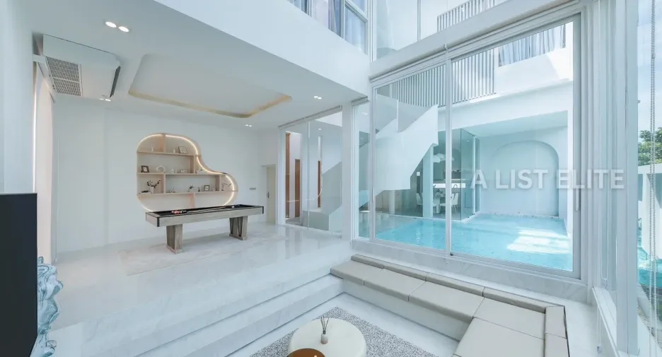 For sale 4 bedrooms house in Bang Lamung, Chonburi