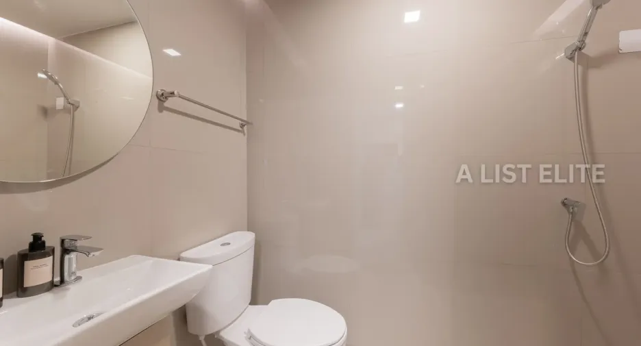 For sale 1 bed condo in Huai Khwang, Bangkok
