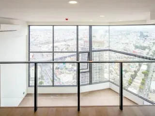 Condo en venta de 2 habitaciones en Bang Rak, Bangkok