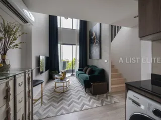 Condo en venta de 2 habitaciones en Bang Na, Bangkok