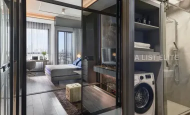 For sale 2 bedrooms condo in Khlong Toei, Bangkok