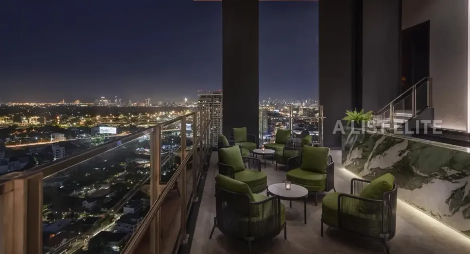 For sale 2 bedrooms condo in Khlong Toei, Bangkok