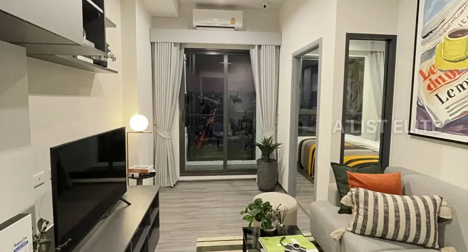 For sale 1 bed condo in Khlong Toei, Bangkok