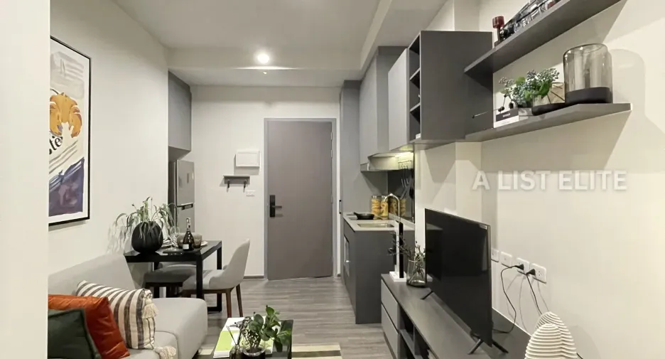 For sale 1 bed condo in Khlong Toei, Bangkok