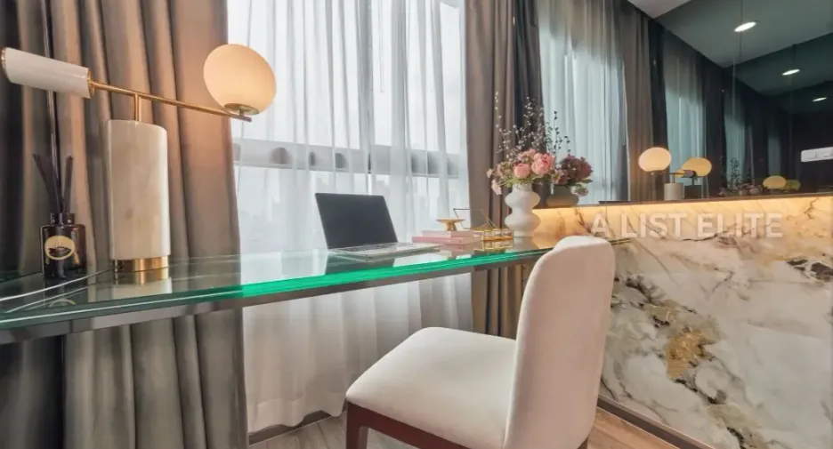 For sale 2 bedrooms condo in Bang Rak, Bangkok