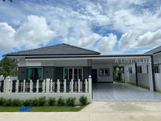 For sale 3 bedrooms house in Bang Lamung, Chonburi