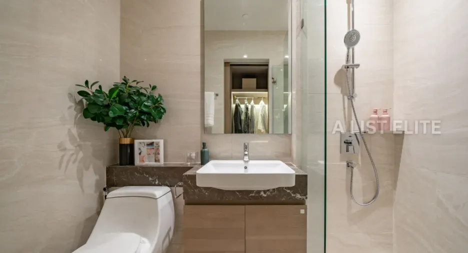 For sale 1 bed condo in Bang Rak, Bangkok