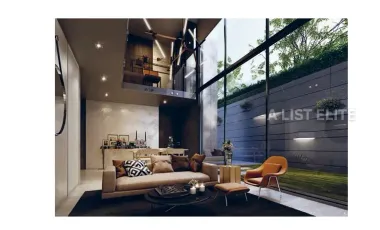 For sale 2 bedrooms condo in Khlong Toei, Bangkok