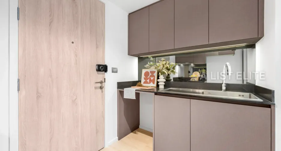 For sale 1 bed condo in Khlong Toei, Bangkok