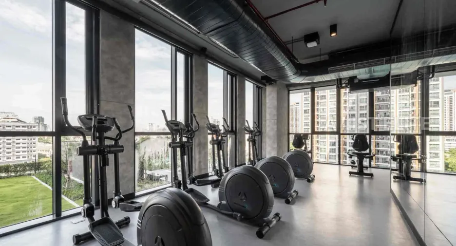For sale 1 bed condo in Phaya Thai, Bangkok