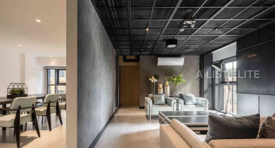 For sale 1 bed condo in Phaya Thai, Bangkok