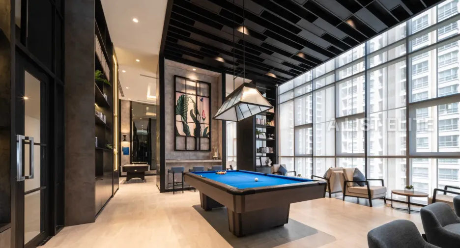 For sale 1 bed condo in Phaya Thai, Bangkok