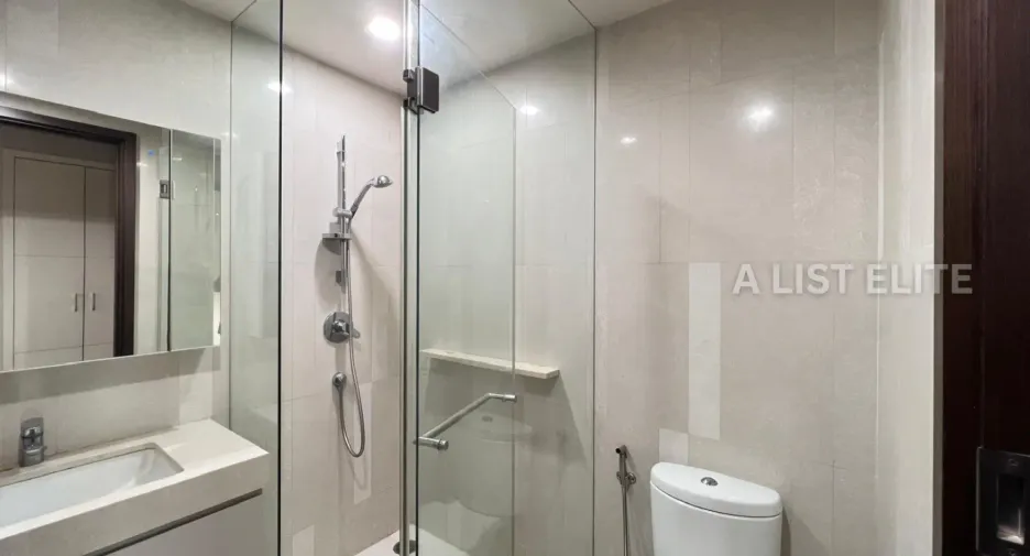 Wohnung zum Kauf mit 3 Zimmer in Watthana, Bangkok