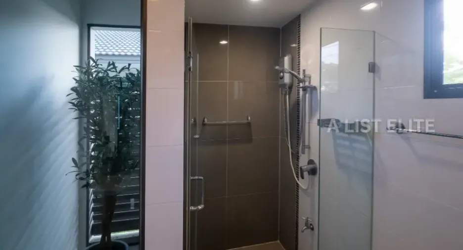 For rent 3 bedrooms house in Bang Phli, Samut Prakan