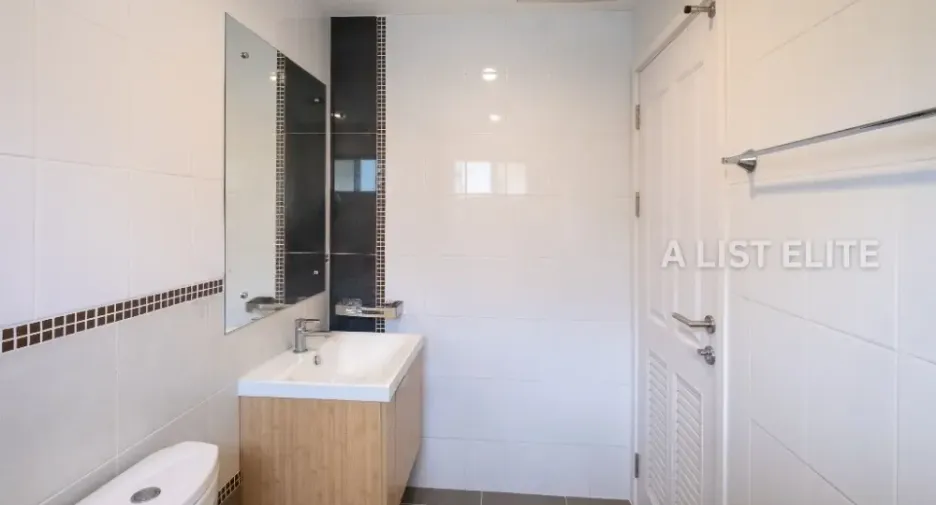For rent 3 bedrooms house in Bang Phli, Samut Prakan