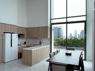 For sale 4 bedrooms condo in Bang Rak, Bangkok