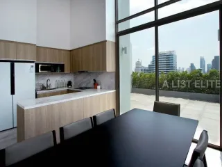 For sale 4 bedrooms condo in Bang Rak, Bangkok
