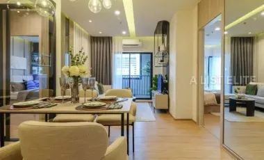 Condo en venta de 2 habitaciones en Bang Khae, Bangkok
