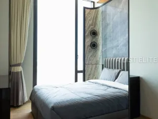 For rent 2 bedrooms condo in Pathum Wan, Bangkok