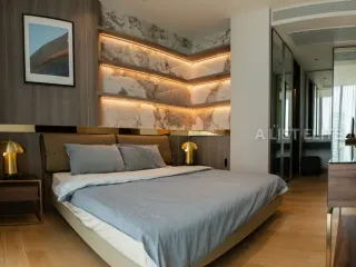 For rent 2 bedrooms condo in Pathum Wan, Bangkok