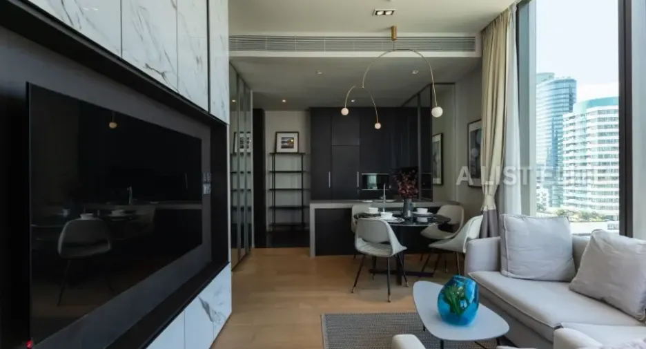 For rent 2 bedrooms condo in Pathum Wan, Bangkok