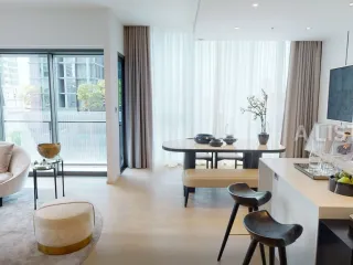 For sale 2 ベッドルーム condo in Khlong Toei, Bangkok