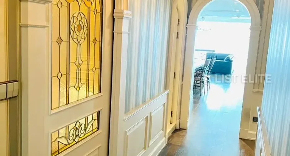 For rent 3 bedrooms condo in Yan Nawa, Bangkok