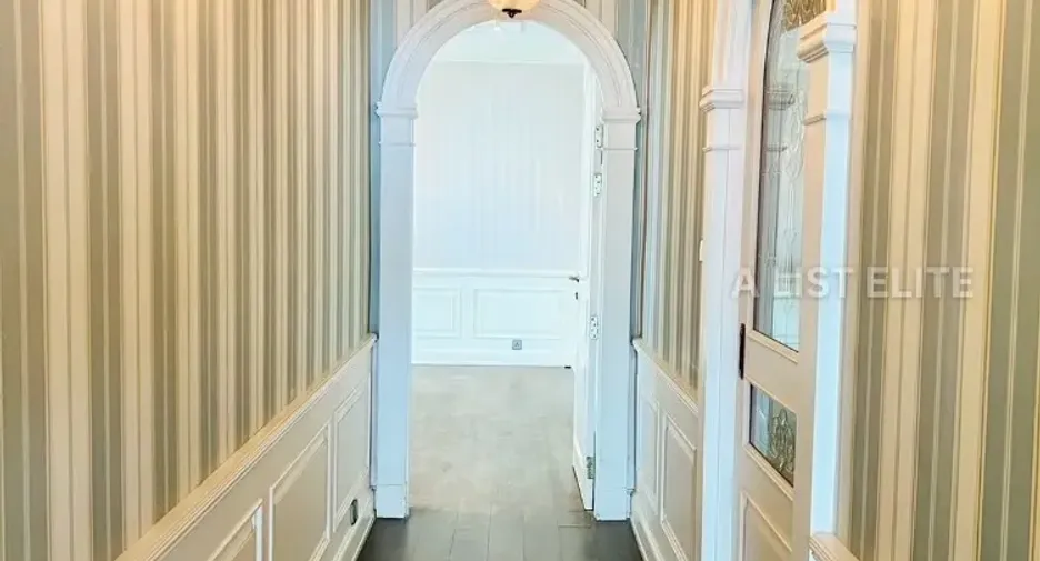 For rent 3 bedrooms condo in Yan Nawa, Bangkok