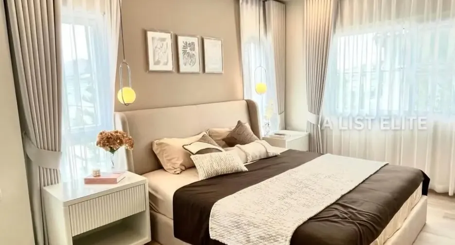 Casa en alquiler de 3 habitaciones en Bang Phli, Samut Prakan