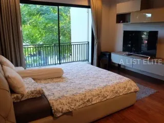 À louer 4 chambres maison à Bang Phli, Samut Prakan