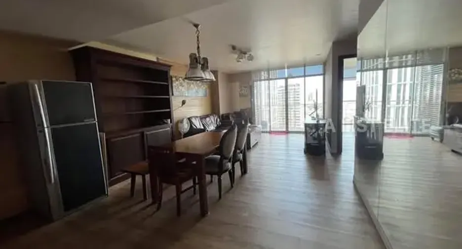 Wohnung zum Kauf mit 1 Zimmer in Sathon, Bangkok