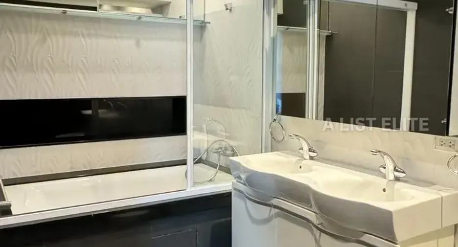 For rent 3 ベッドルーム condo in Watthana, Bangkok