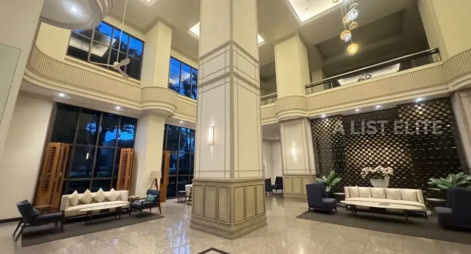 For rent 3 ベッドルーム condo in Watthana, Bangkok