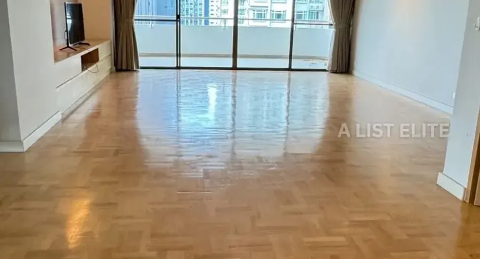 For rent 3 ベッドルーム condo in Watthana, Bangkok
