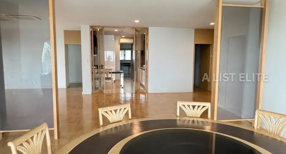 For rent 3 ベッドルーム condo in Watthana, Bangkok