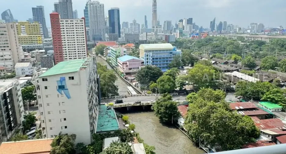 For rent 3 ベッドルーム condo in Watthana, Bangkok