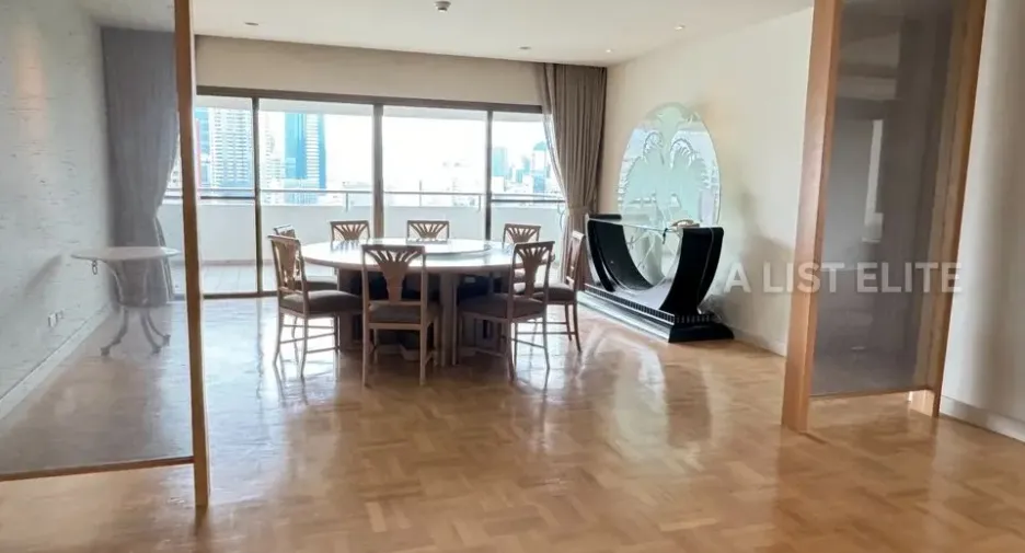 For rent 3 ベッドルーム condo in Watthana, Bangkok