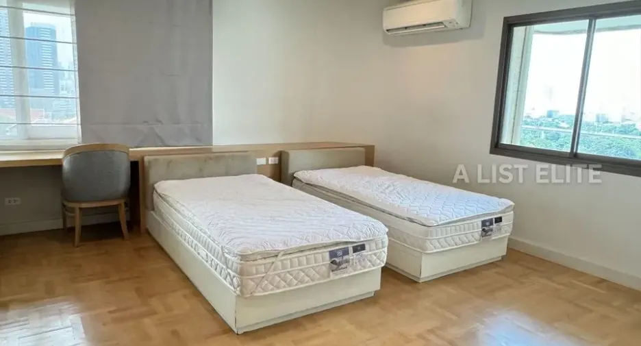 For rent 3 ベッドルーム condo in Watthana, Bangkok