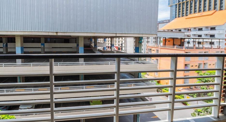 For sale 2 bedrooms condo in South Pattaya, Pattaya