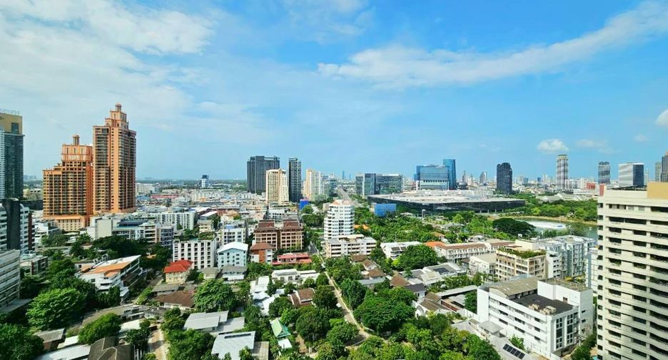 ให้เช่า 3 ห้องนอน คอนโด ใน คลองเตย, กรุงเทพฯ