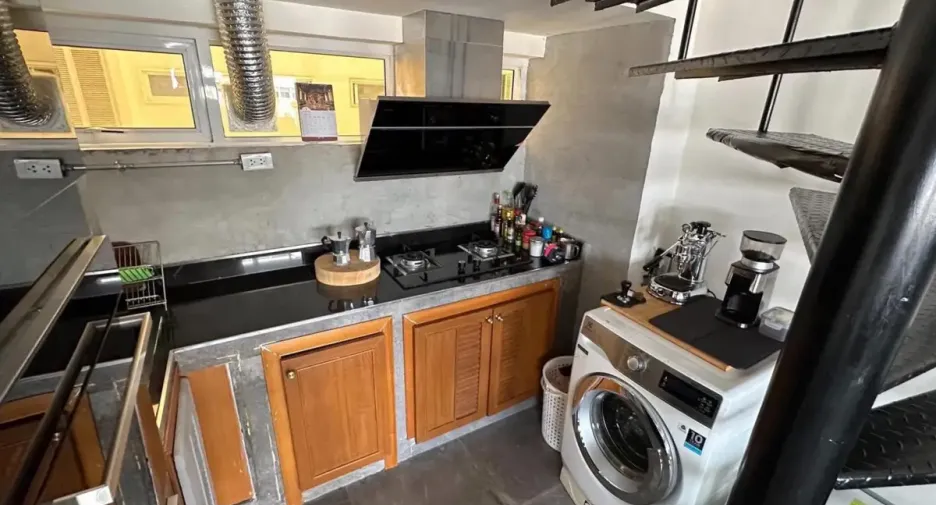 For rent 2 bedrooms condo in Watthana, Bangkok